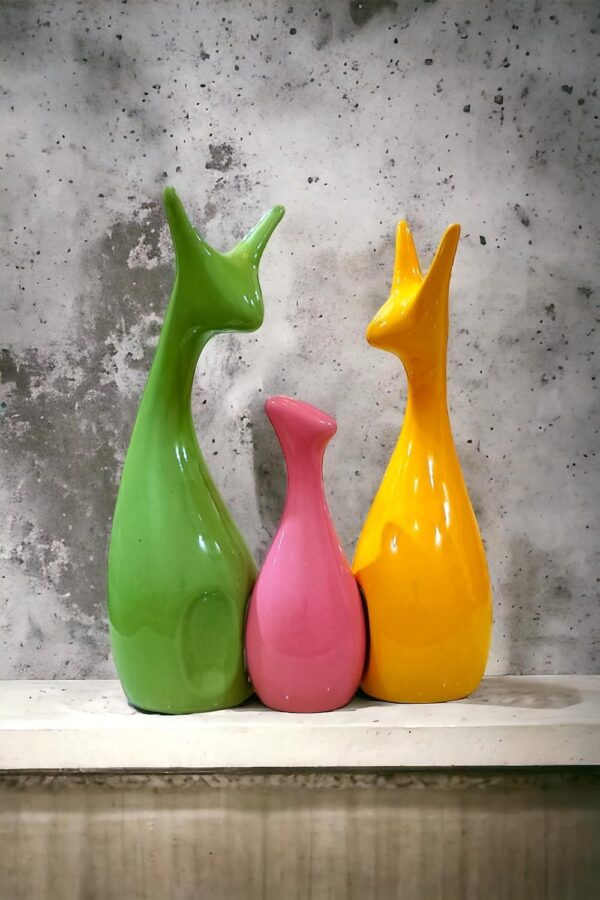 ANI DivineHome Decoration Lucky Deer Family Set | Piano Finish Ceramic Figures- (Set of 3 Yellow, Pink, Parrot Color) Home Office Gift