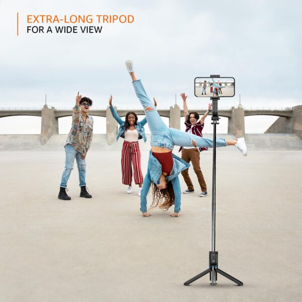 Amazon Basics Selfie Stick with Detachable Phone Clip | 107 cm Extendable | Remote Control | Compatible with Mirrorless/Action Camera, Ring Light, Gopro | Ideal for Selfies, Vlogging, Black