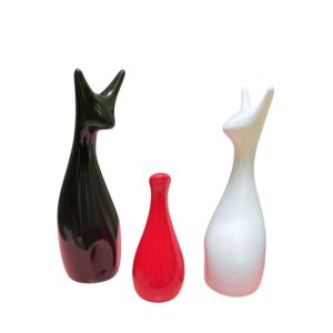 Ceramic Deer Family Figurines Set of 3 – 2 Adult & 1 Baby Deer Vastu Decorative Showpieces for Home, Living Room, Office, Gifting – 8x8x28 cm (Multicolor)