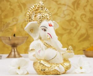 Gold Art India Ceramic Ganesh Idol for Car Dashboard Ganesha Gold Art India Ceramic Ganesh Idol for Car Dashboard Ganesha Murti Ganpati Idol for Home Decor Puja Lord Ganesh Statue Gift for Office Desk Puja Room Figurine 3.5 x 2 inch,1 Idol