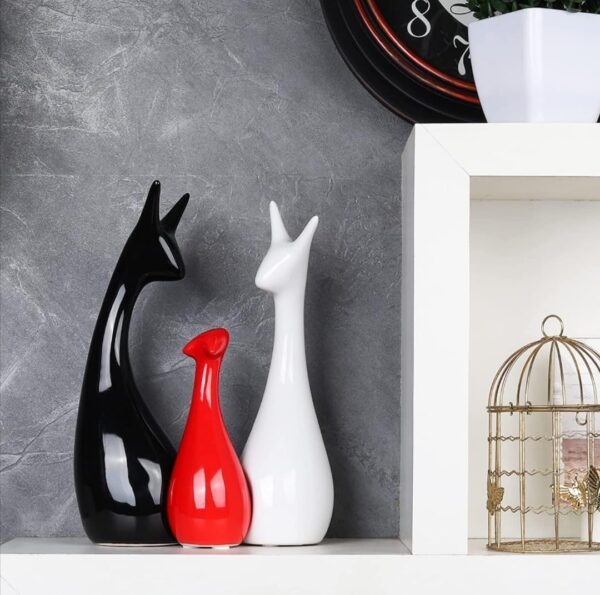 Lucky Deer Family Statue Piano Finish Ceramic Figures Decorative Showpiece for Home Living Room Bedroom Office Table Decor Gift Item Set of 3 in Red Black and White