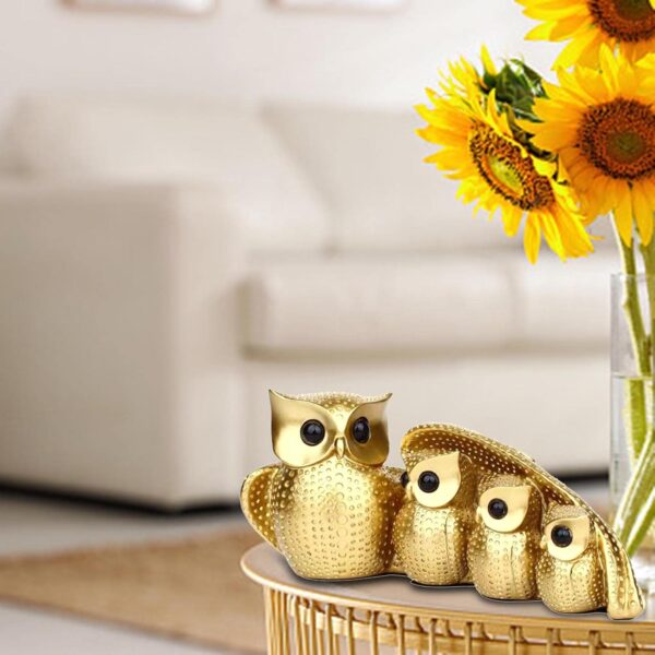 Family of Four Owl Statue Decorative for Bedroom Housewarming Gift Desk