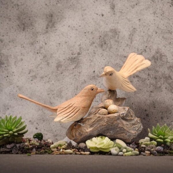 BAGUS Handcrafted Wooden Birds on Nest Sculpture, Traditional Home Decor, Natural Wood Finish, 20X9X9 cm