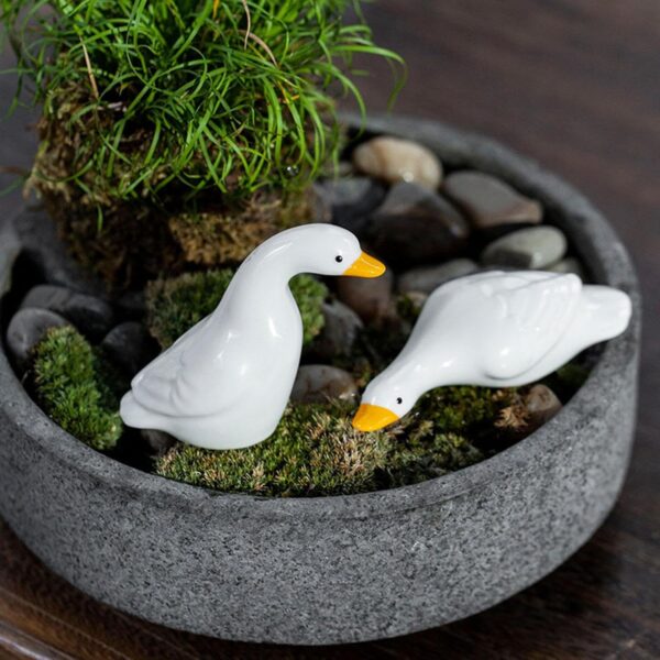 4xDuck Statue Decorative Desktop Craft Ornament for Shelf Micro Landscape Desk White Standing