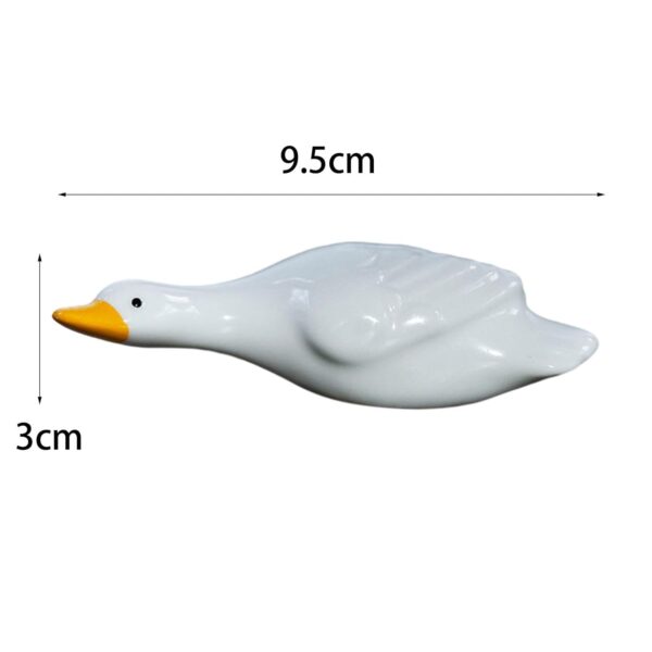 4xDuck-Statue-Decorative-Desktop-Craft-Ornament-for-Shelf-Micro-Landscape-Desk-White-Lying.jpg 4xDuck Statue Decorative Desktop Craft Ornament for Shelf Micro Landscape Desk White Lying