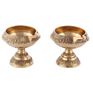 Brass Deepak with Stand - Set of 2 Gold Diya for Diwali Puja, Standard Size, Traditional Indian Design, Home Decor, Festive Lighting, Ideal Gift (Stand Diya)