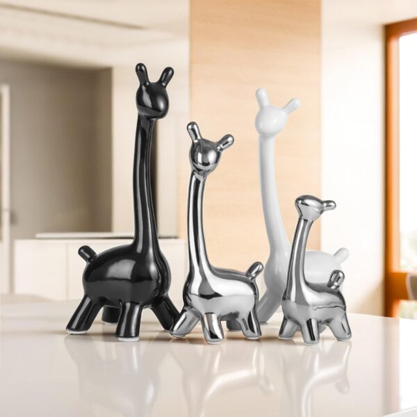Ekhasa Nostrae Giraffe Family Show Pieces for Home Decor Living Ekhasa Nostrae Giraffe Family Show Pieces for Home Decor Living Room Garden Decor Items | Cute Animals Showpieces Gift Item for Decoration | Center Table Tv Office Interior Statue Figurines (4 Pcs)