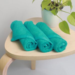 HEELIUM Bamboo Face Towel | Ultra Absorbent & Odour-Free | 3X Softer Than Cotton Towels | 30 x 30 cm - 600 GSM | Pack of 3 - Teal