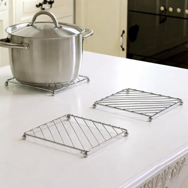 Square Stainless Steel Kitchen Hot Mat – Medium Size Hot Utensil Stand, Hot Pot Stand, Heat-Resistant Hot Mat for Dining Table & Kitchen (2 Pcs)