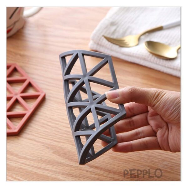 pepplo Trivet Mats,6 Pack Silicone Table Mats Heat Resistant Hot Pans Non-Slip Pot Holders Placemat for Bowl Dishes Kitchen Cooking Dining - Triangle & Line Mix